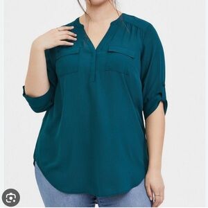 Torrid harper 3/4 sleeve georgette tunic
